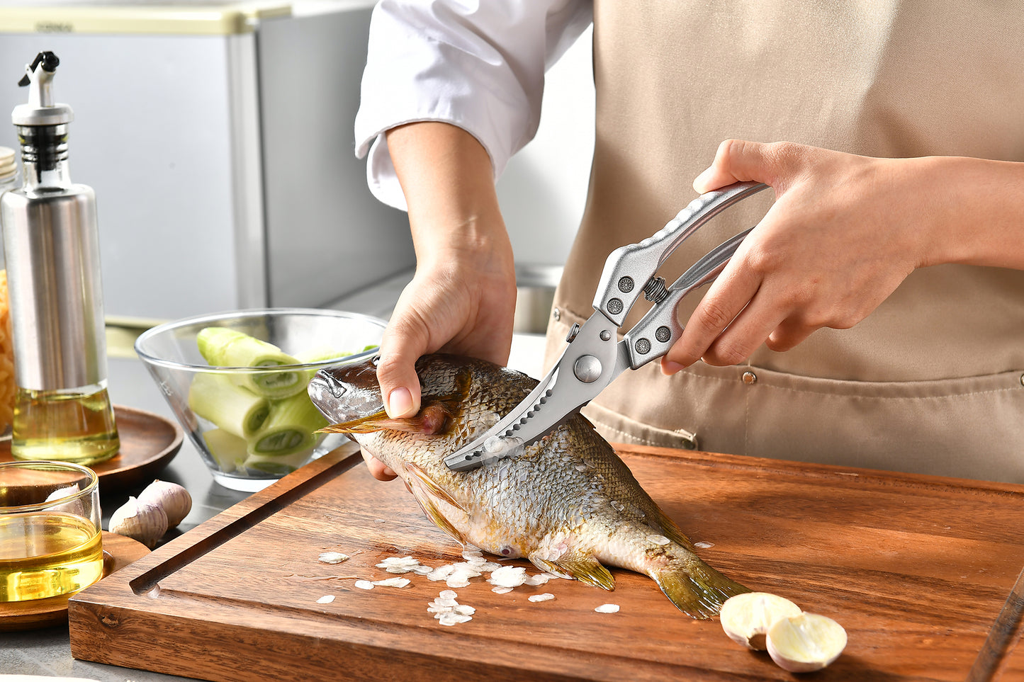 Heavy Duty Poultry Shears - Professional Kitchen Scissors - Diswasher Safe